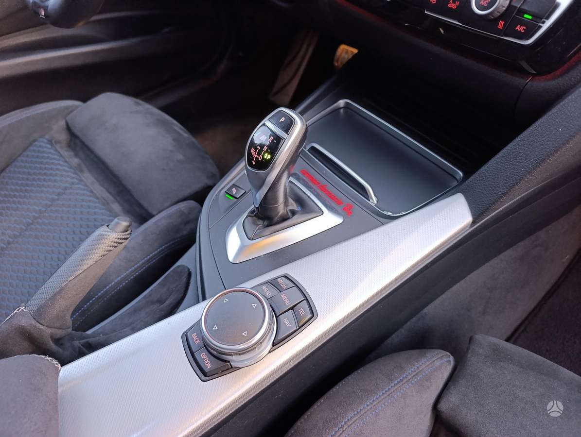 BMW 330, 3.0 l., wagon