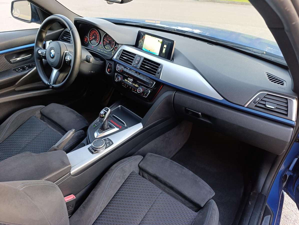 BMW 330, 3.0 l., wagon