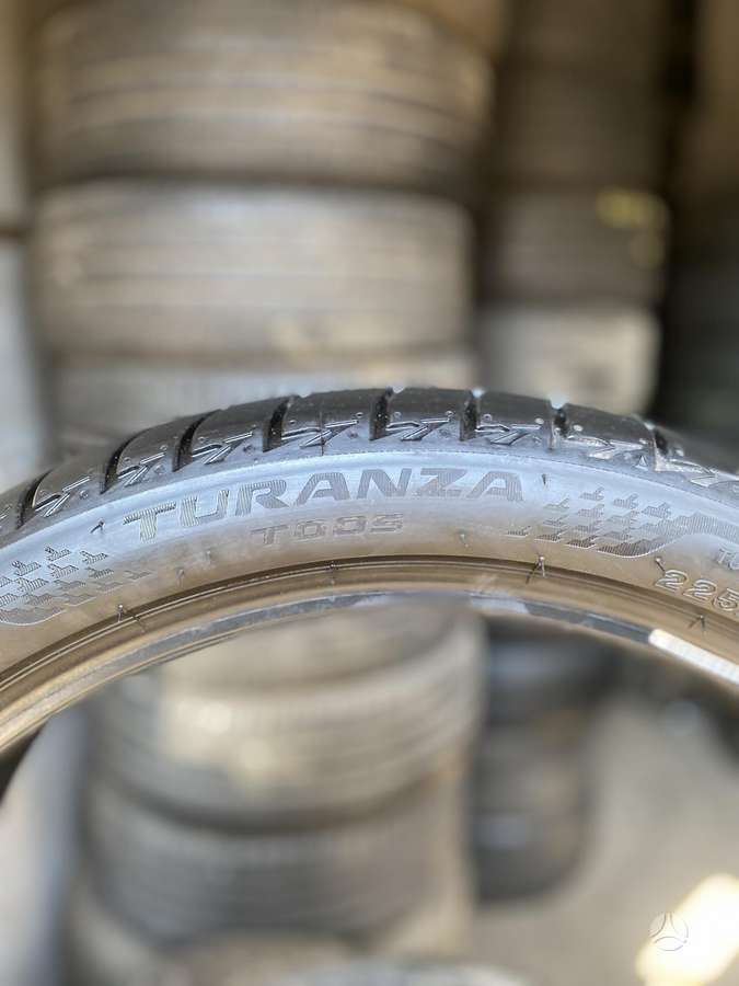 Bridgestone, summer 225/40 R19
