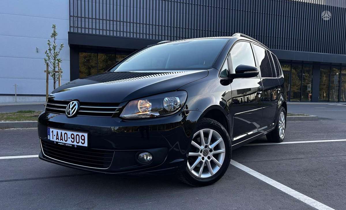 Volkswagen Touran, 1.6 l., Минивэн