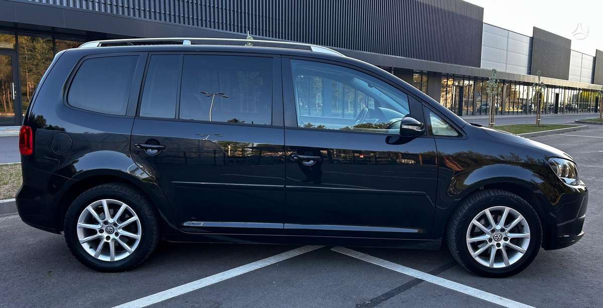 Volkswagen Touran, 1.6 l., Минивэн