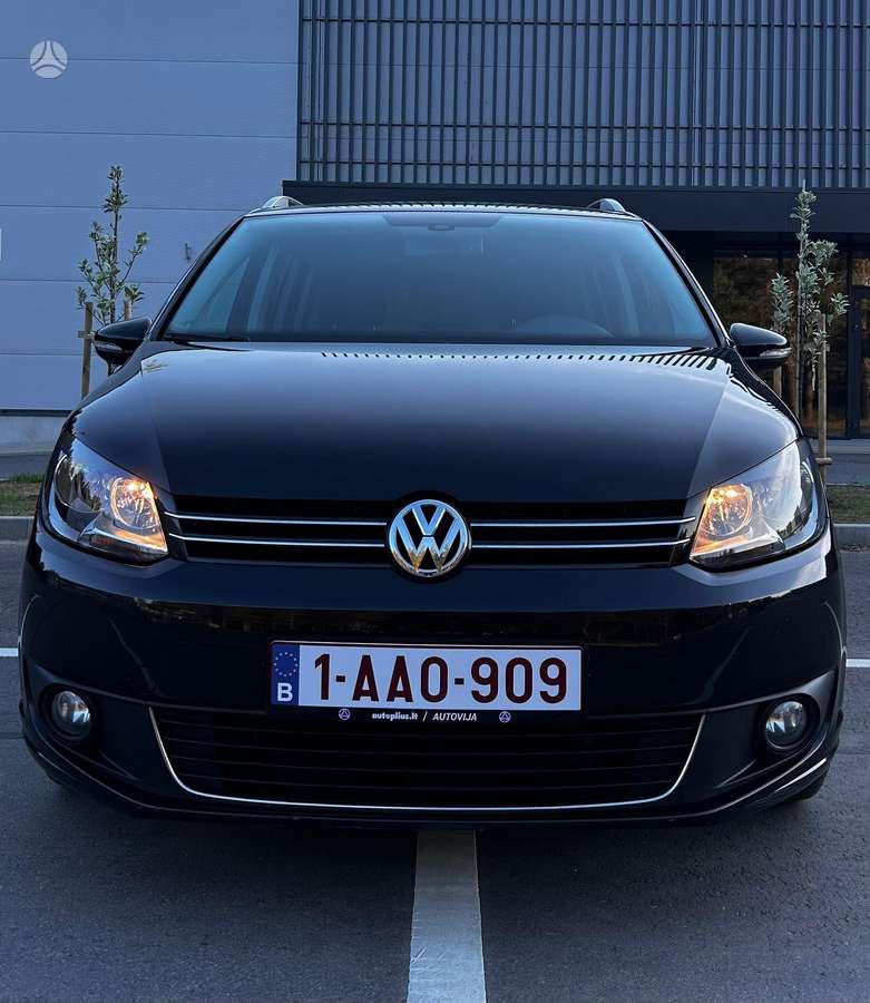 Volkswagen Touran, 1.6 l., Минивэн
