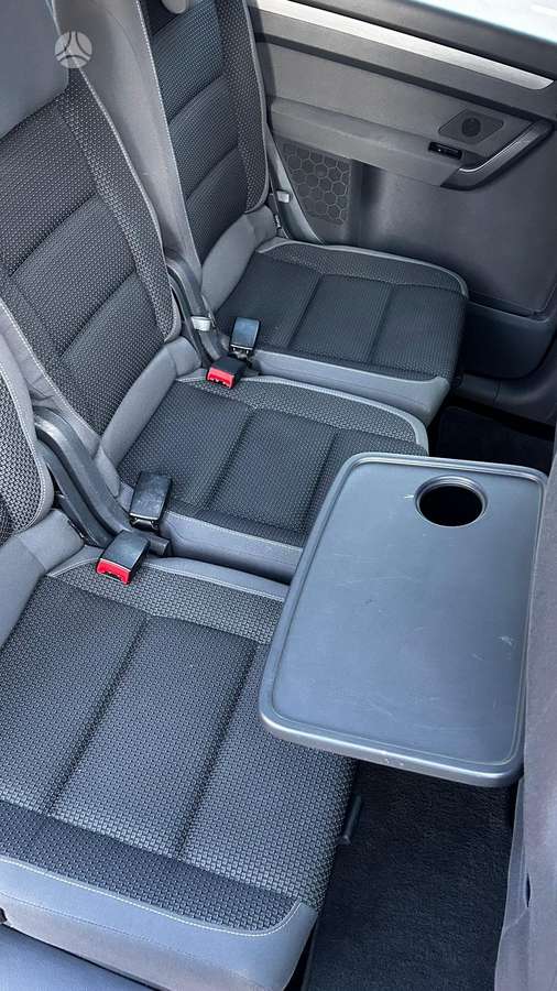 Volkswagen Touran, 1.6 l., Минивэн