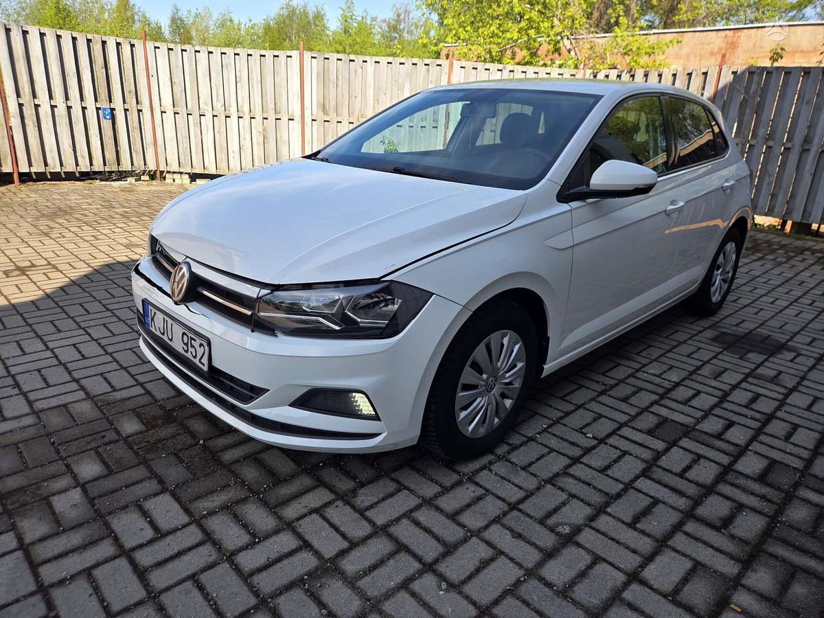 Volkswagen Polo - 1