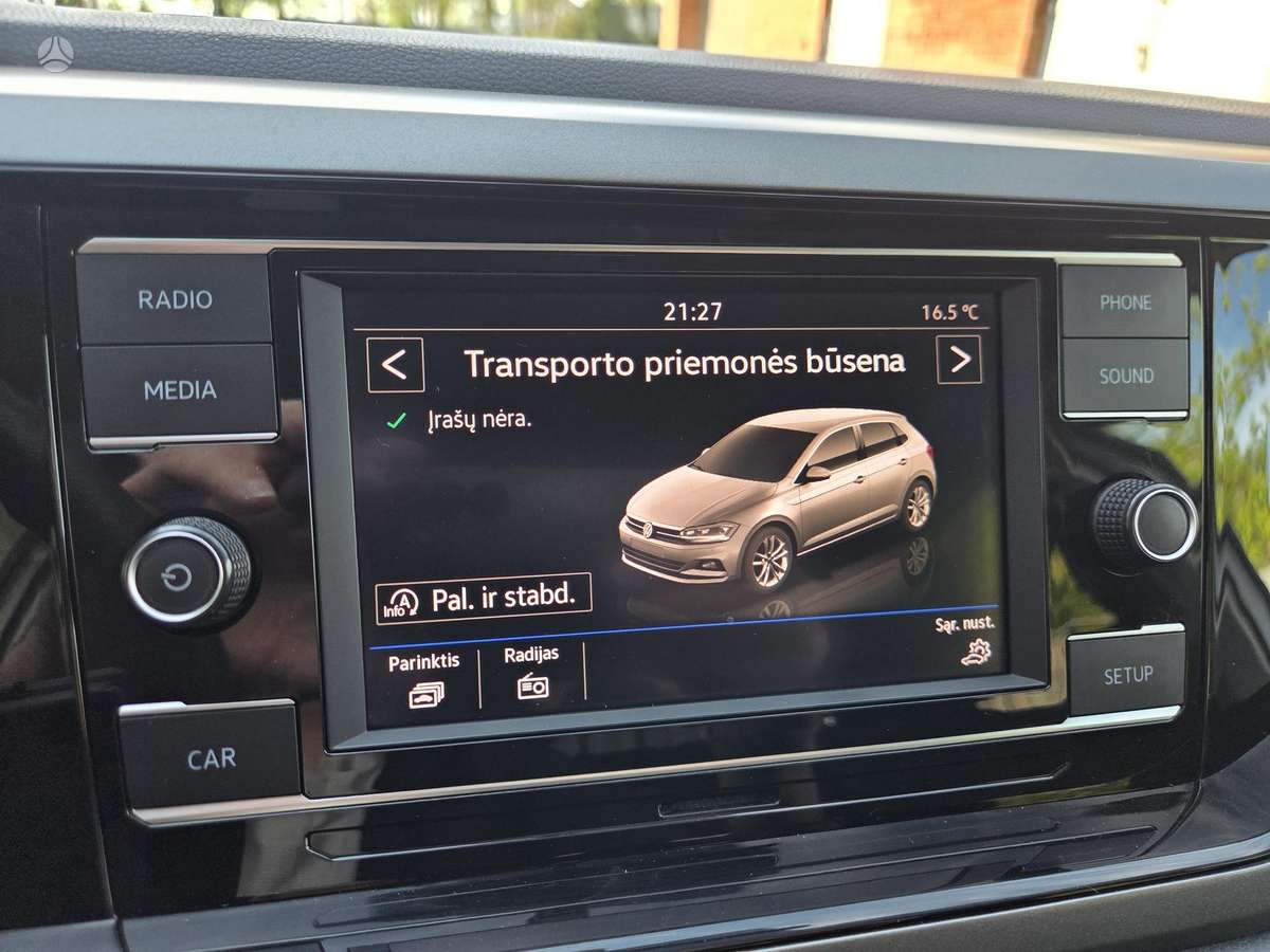Volkswagen Polo - 9