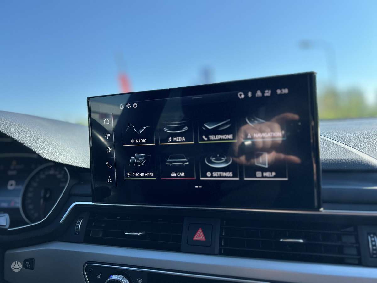 Audi A4, 2.0 l., Универсал