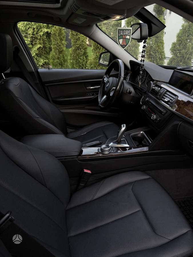 BMW 328, 2.0 l., Седан