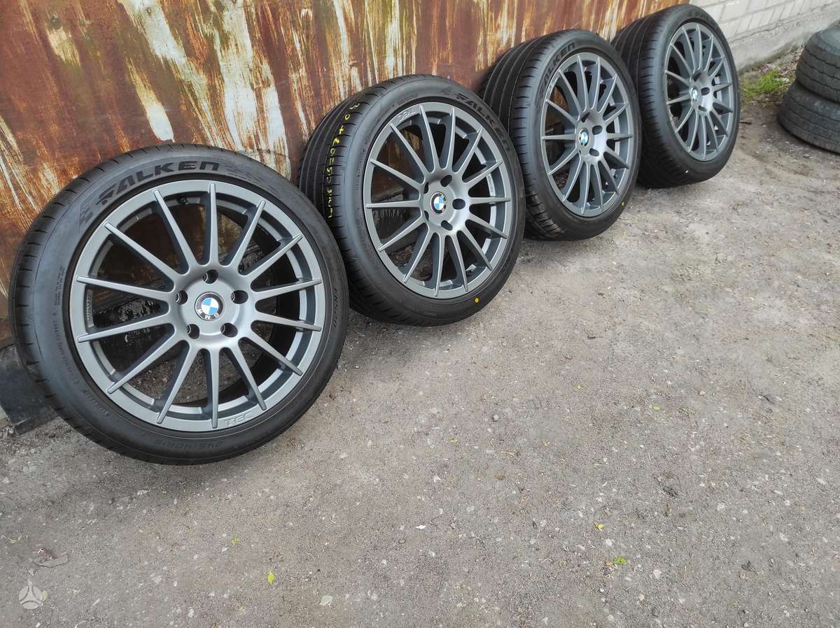 Bridgestone, summer 245/40 R18
