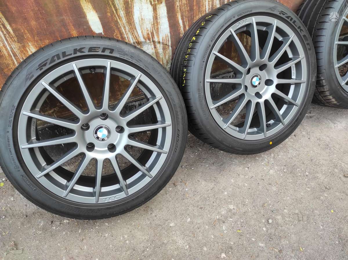 Bridgestone, летние 245/40 R18