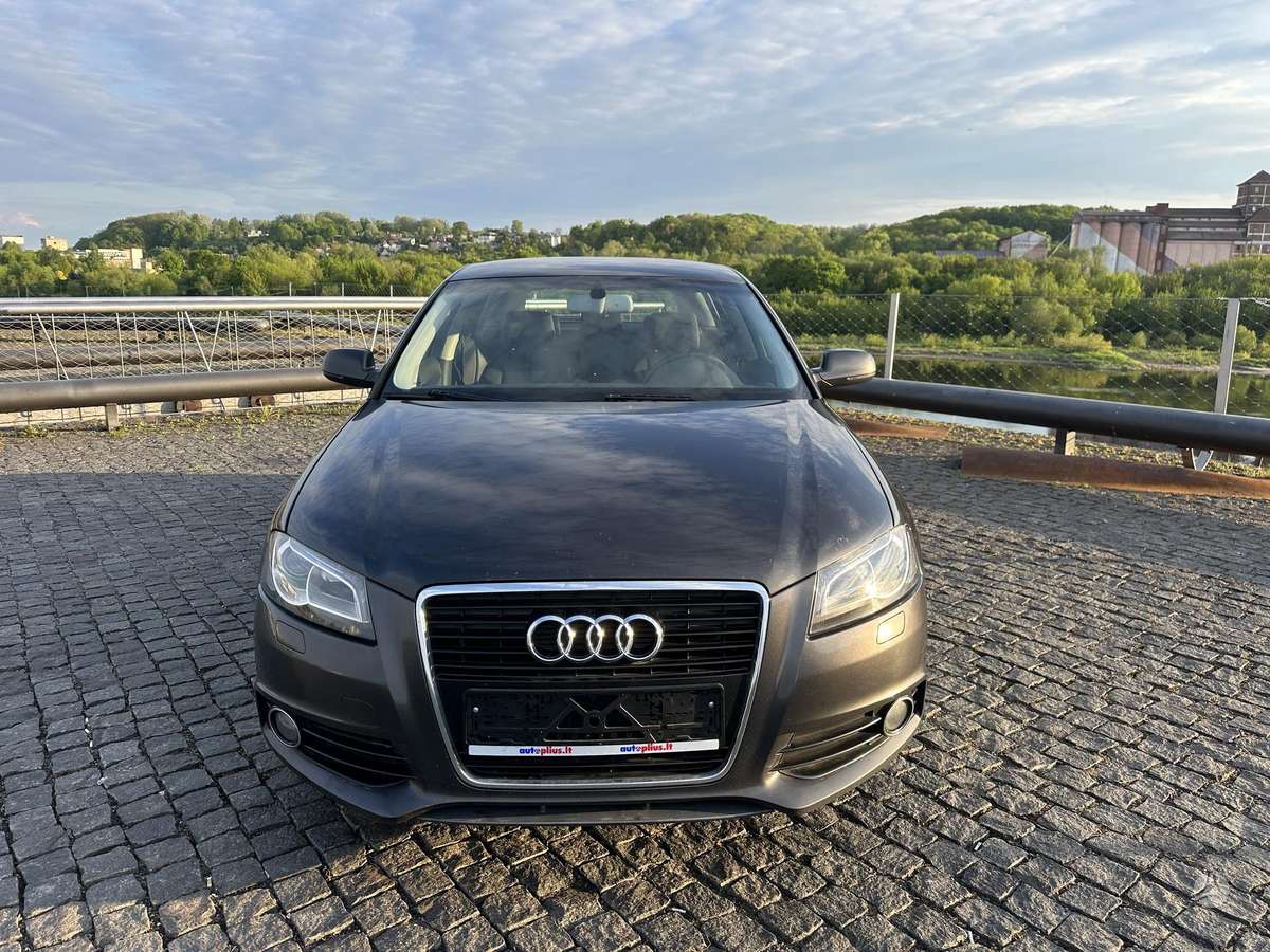 Audi A3, 1.2 l., hatchback