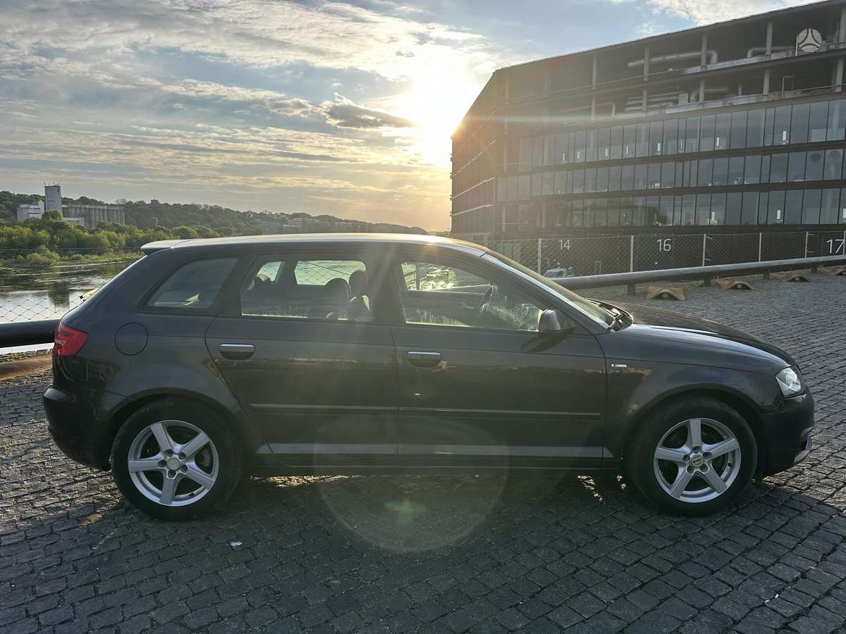 Audi A3, 1.2 l., hatchback