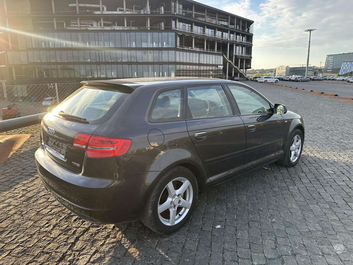 Audi A3, 1.2 l., hatchback