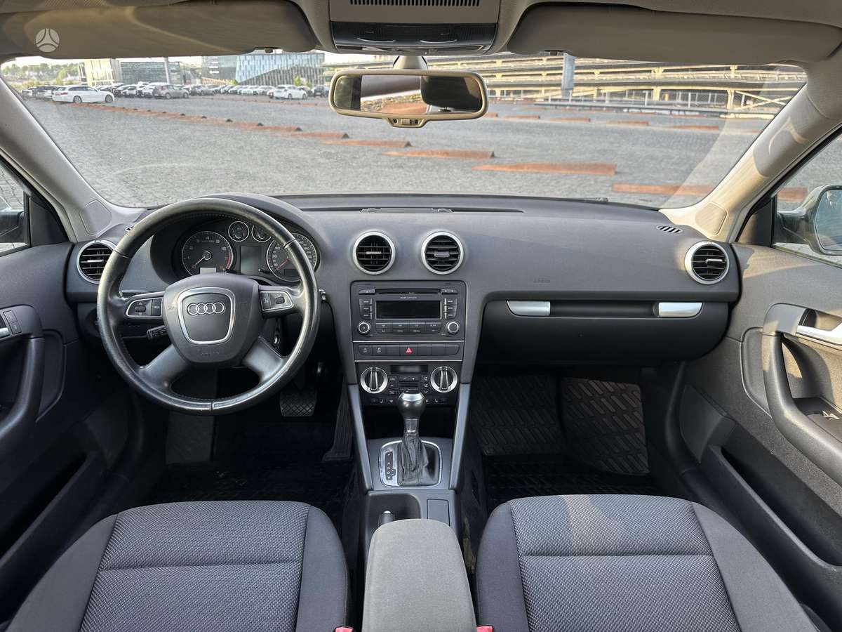 Audi A3, 1.2 l., hatchback