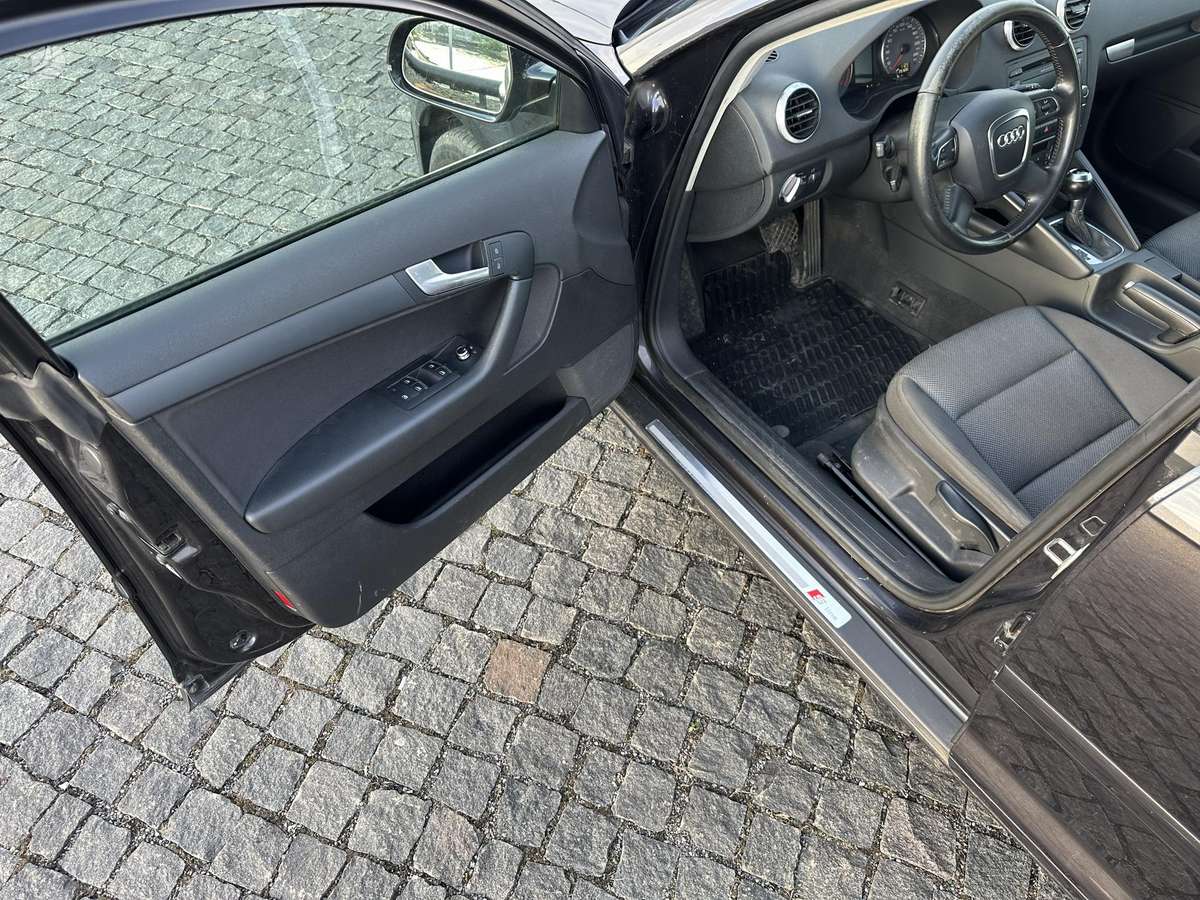 Audi A3, 1.2 l., hatchback
