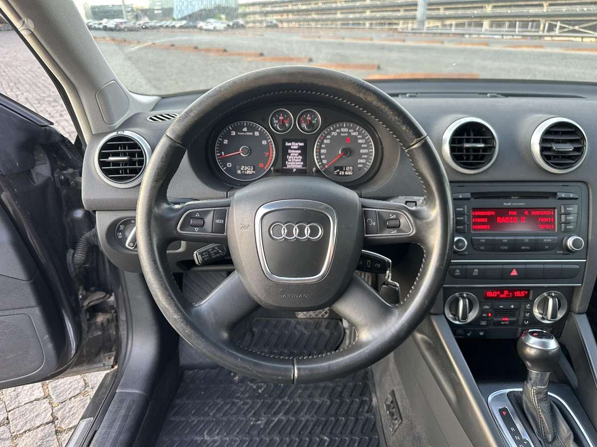 Audi A3, 1.2 l., hatchback