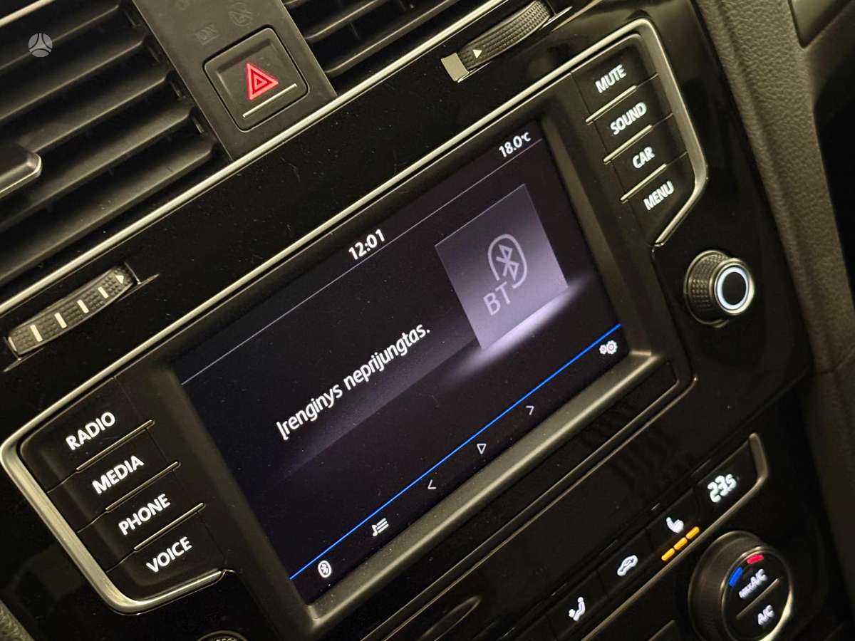 Volkswagen Golf - 7