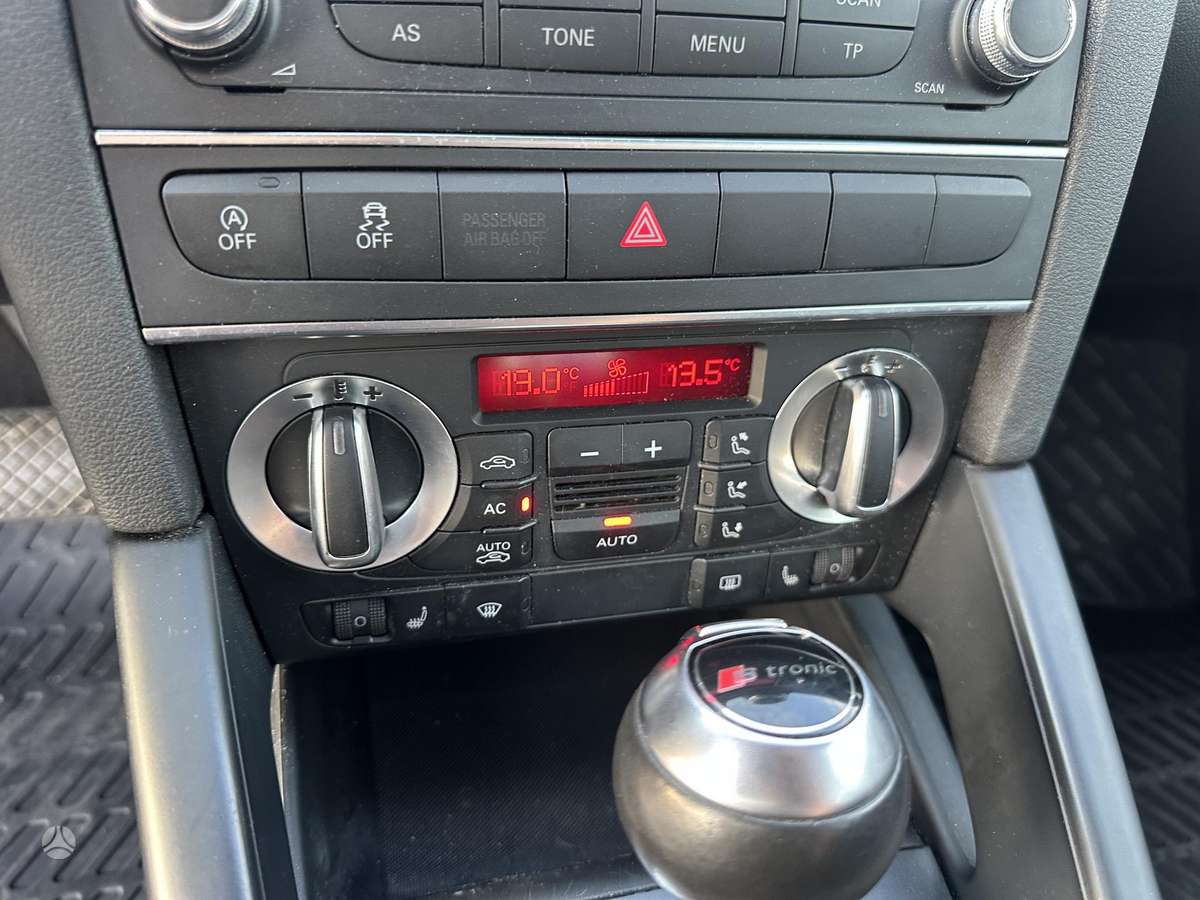 Audi A3, 1.2 l., Хэтчбек