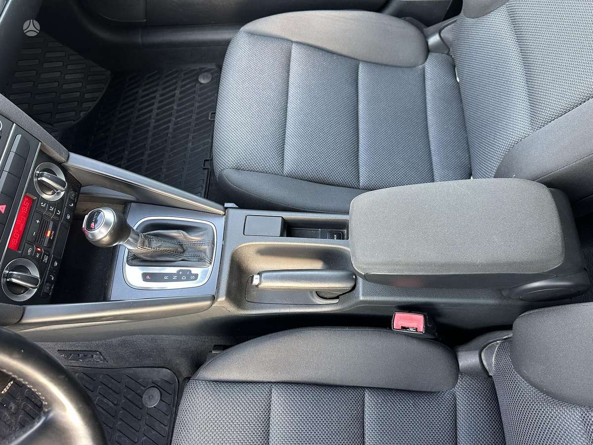 Audi A3, 1.2 l., hatchback