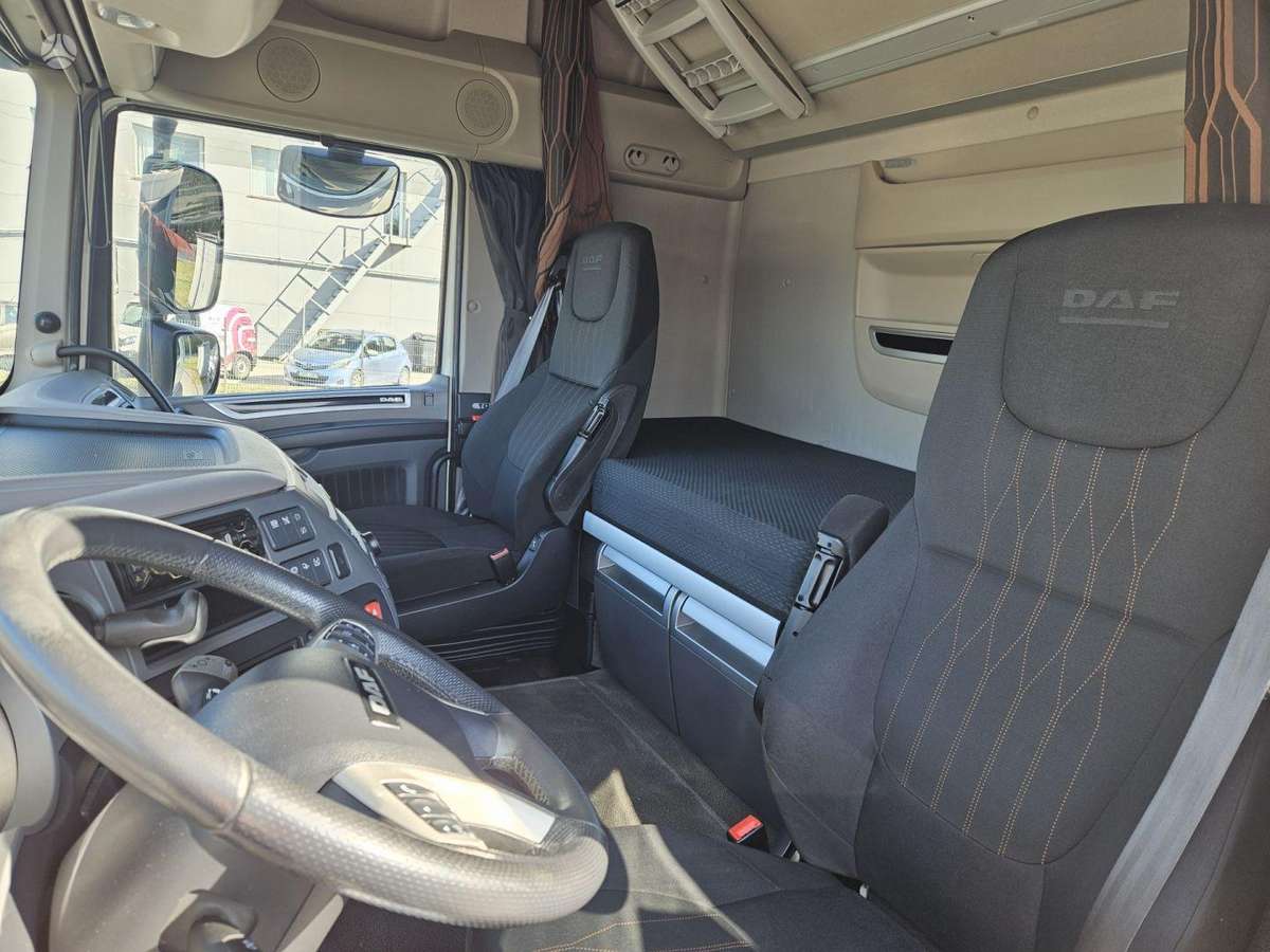 DAF XF 480 FT SSC, double sleeper