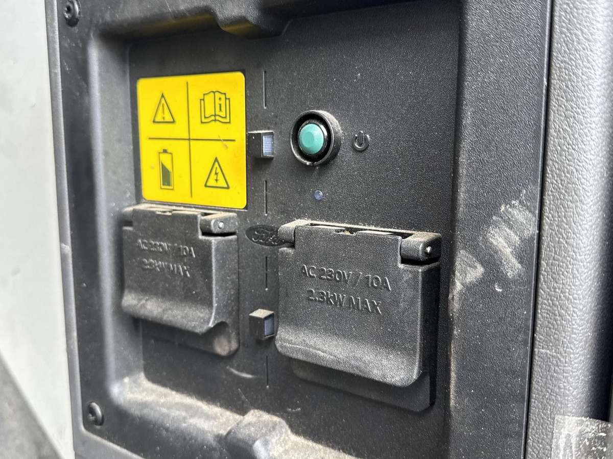 Ford Transit, 68 kWh, komercinis