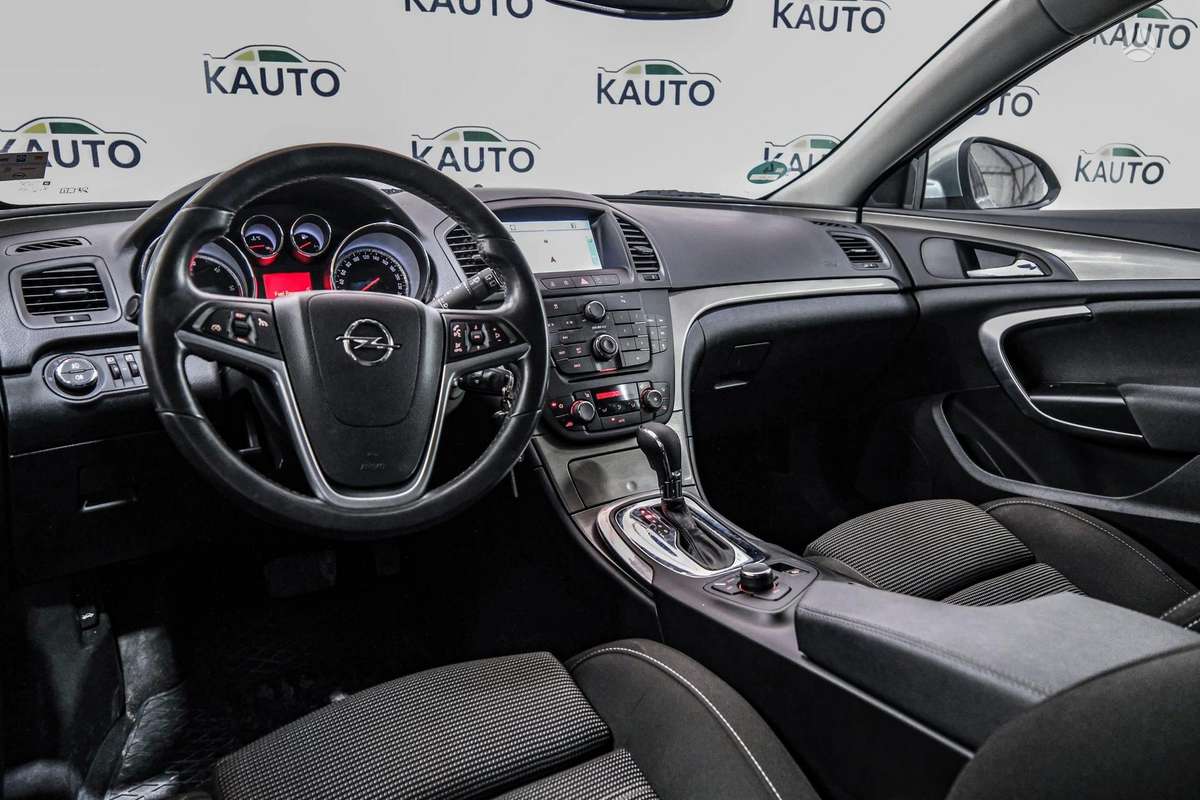 Opel Insignia, 2.0 l., Универсал