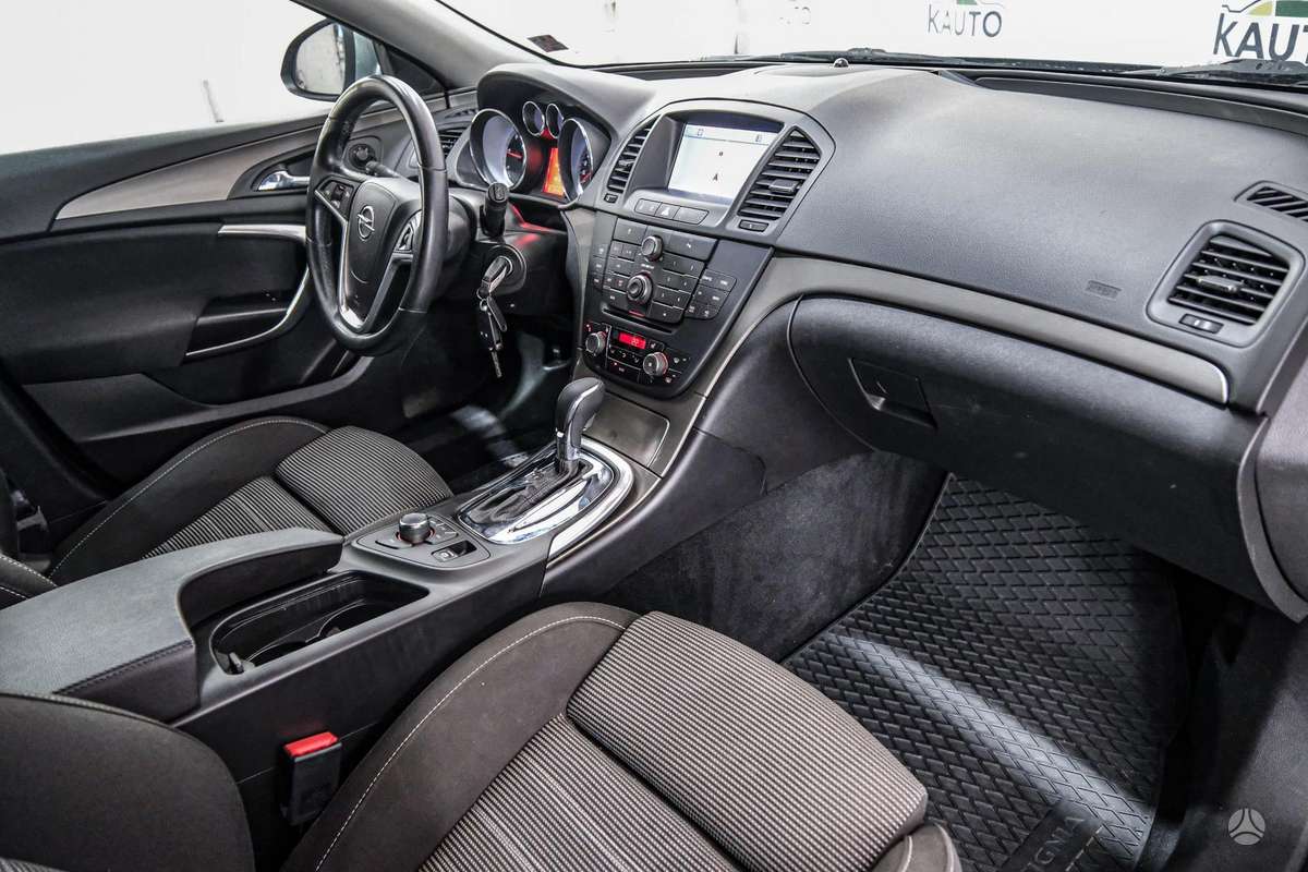 Opel Insignia, 2.0 l., Универсал
