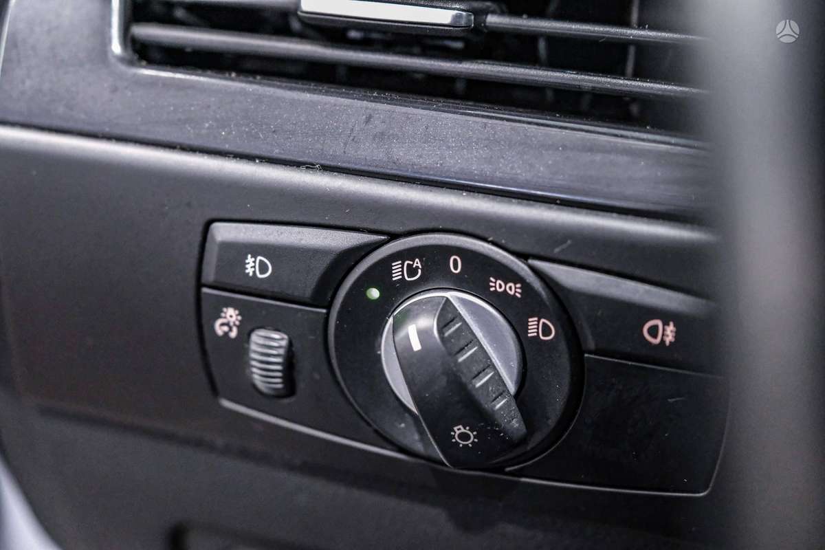 BMW 520, 2.0 l., wagon