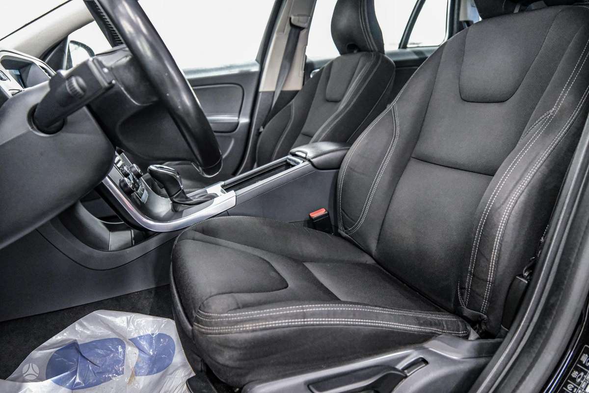 Volvo V60, 2.0 l., Универсал