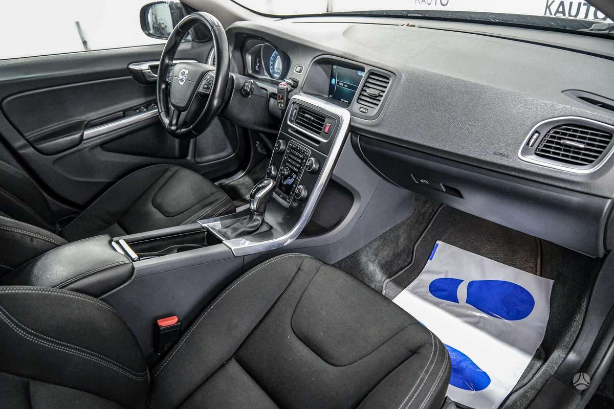Volvo V60, 2.0 l., Универсал