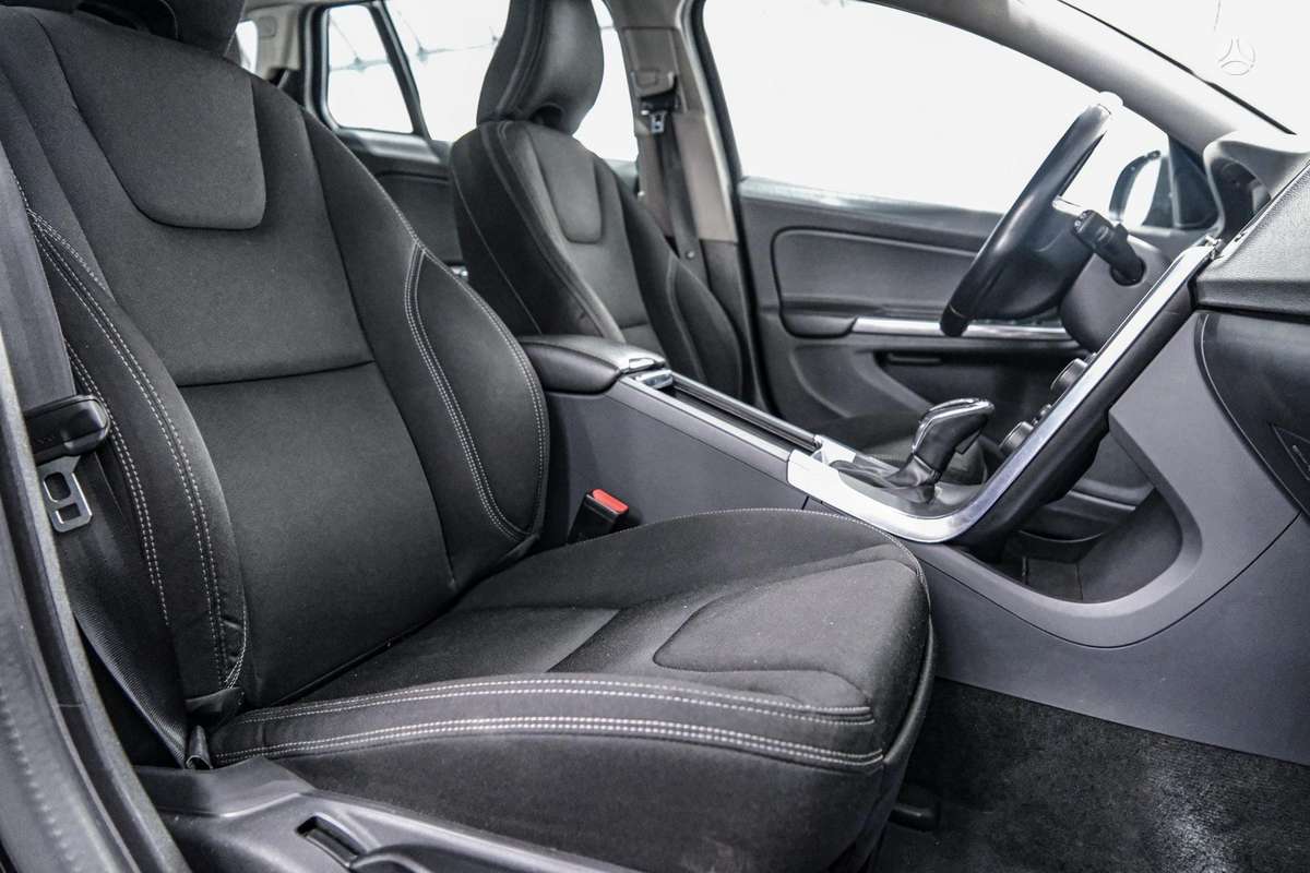 Volvo V60, 2.0 l., Универсал