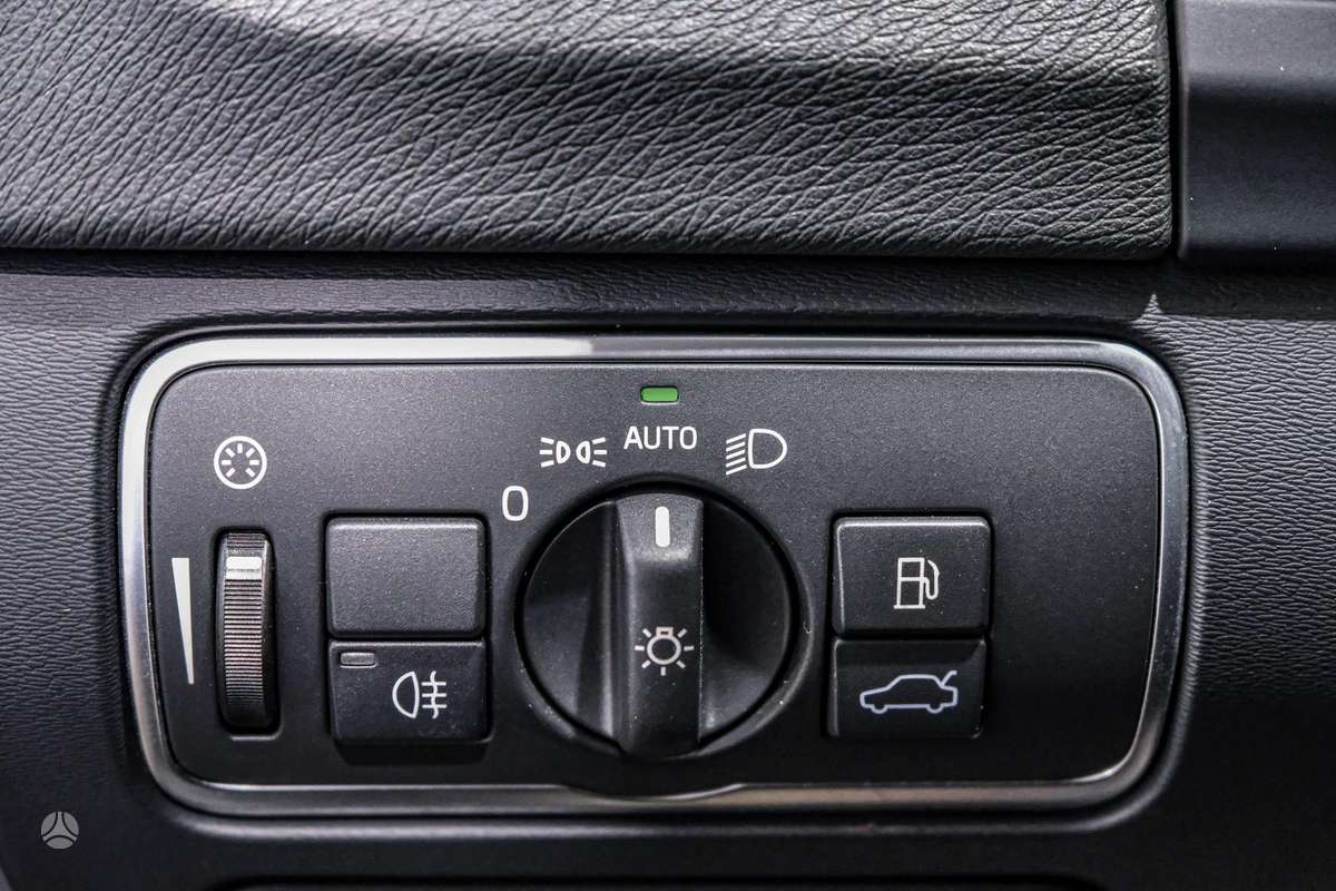 Volvo V60, 2.0 l., Универсал
