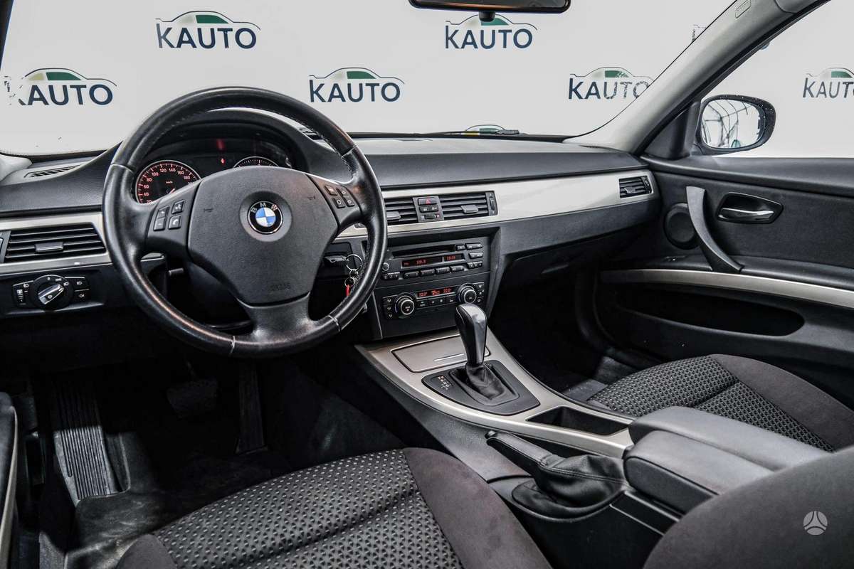 BMW 318, 2.0 l., universalas
