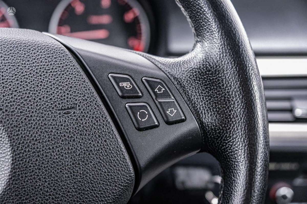 BMW 318, 2.0 l., universalas