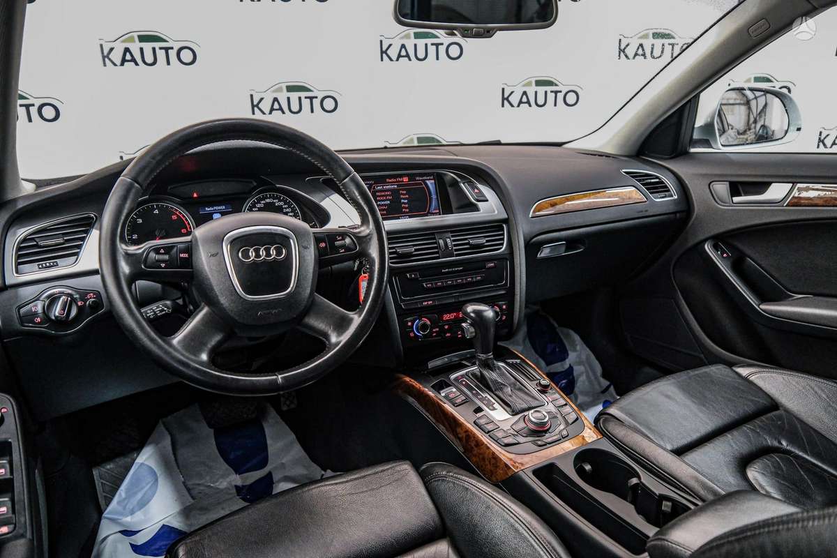 Audi A4, 2.7 l., Седан