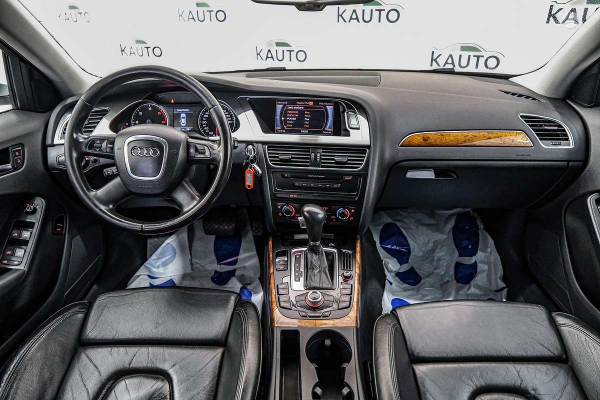 Audi A4, 2.7 l., Седан
