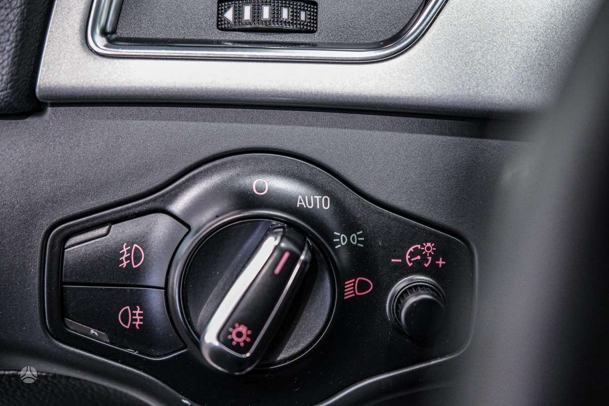 Audi A4, 2.7 l., Седан
