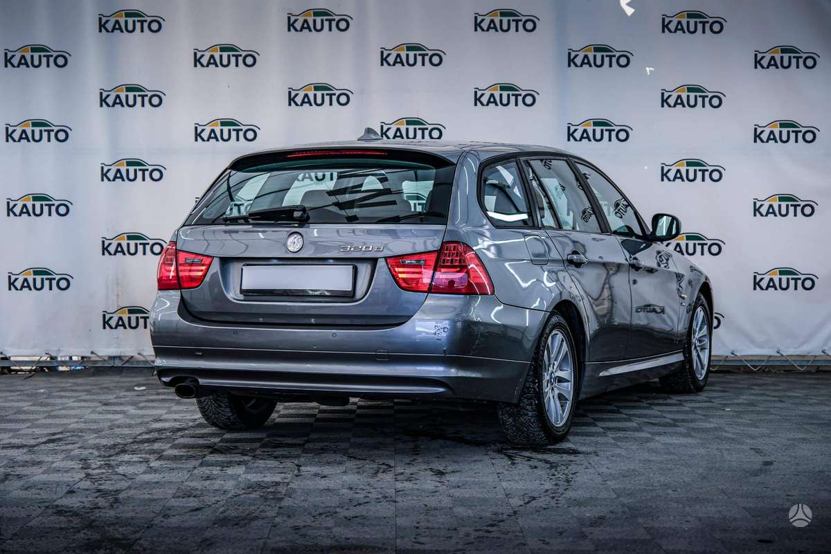 BMW 320, 2.0 l., Универсал