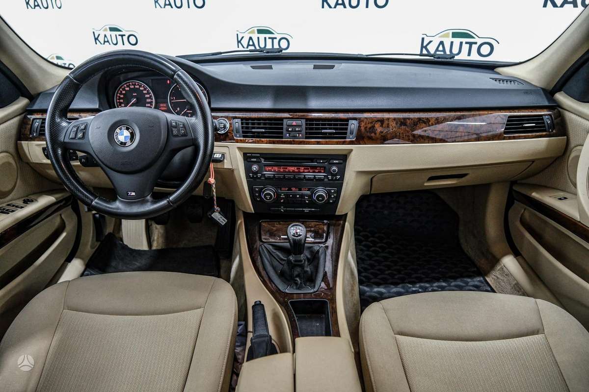BMW 320, 2.0 l., Универсал