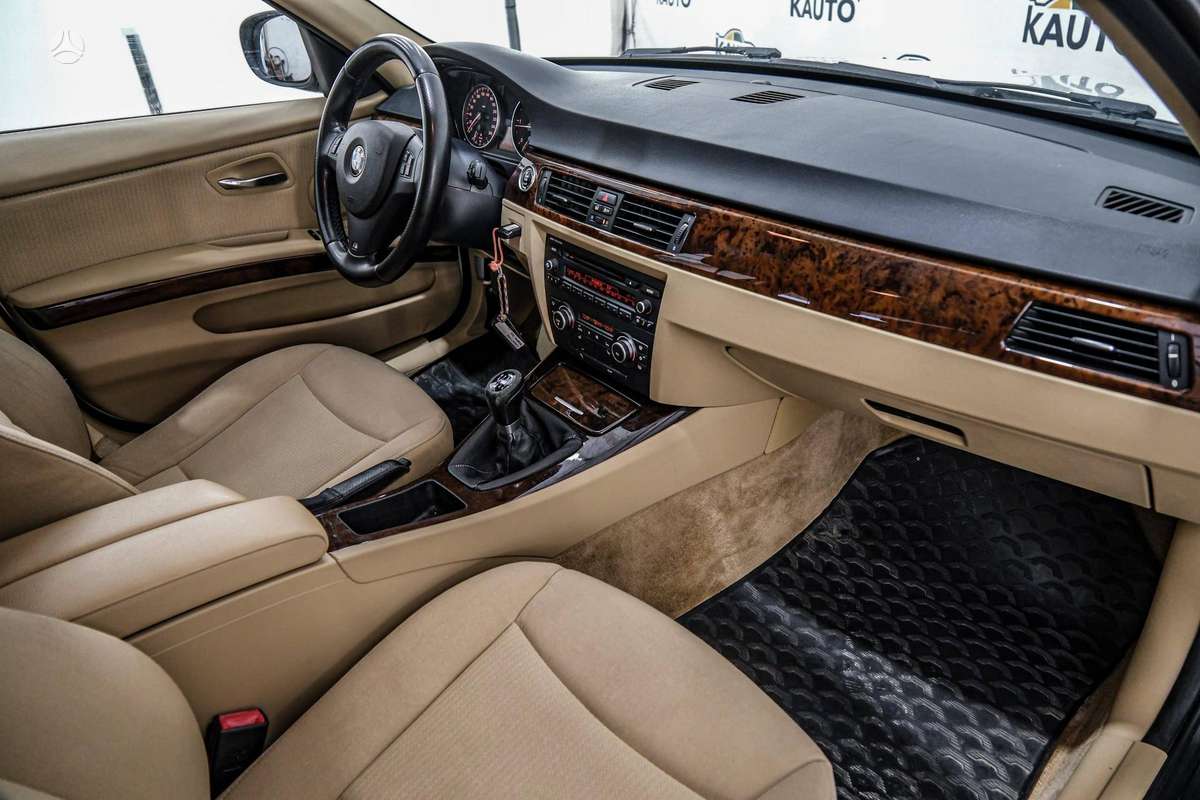 BMW 320, 2.0 l., Универсал