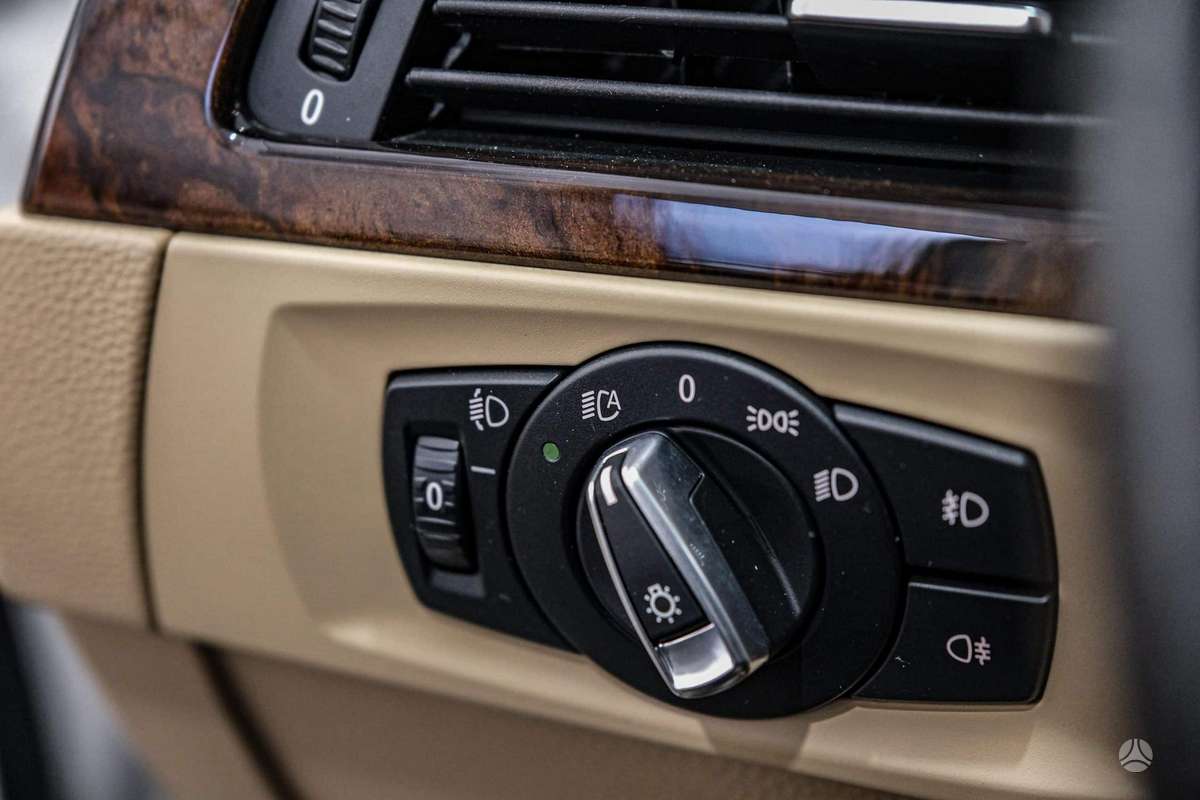 BMW 320, 2.0 l., Универсал