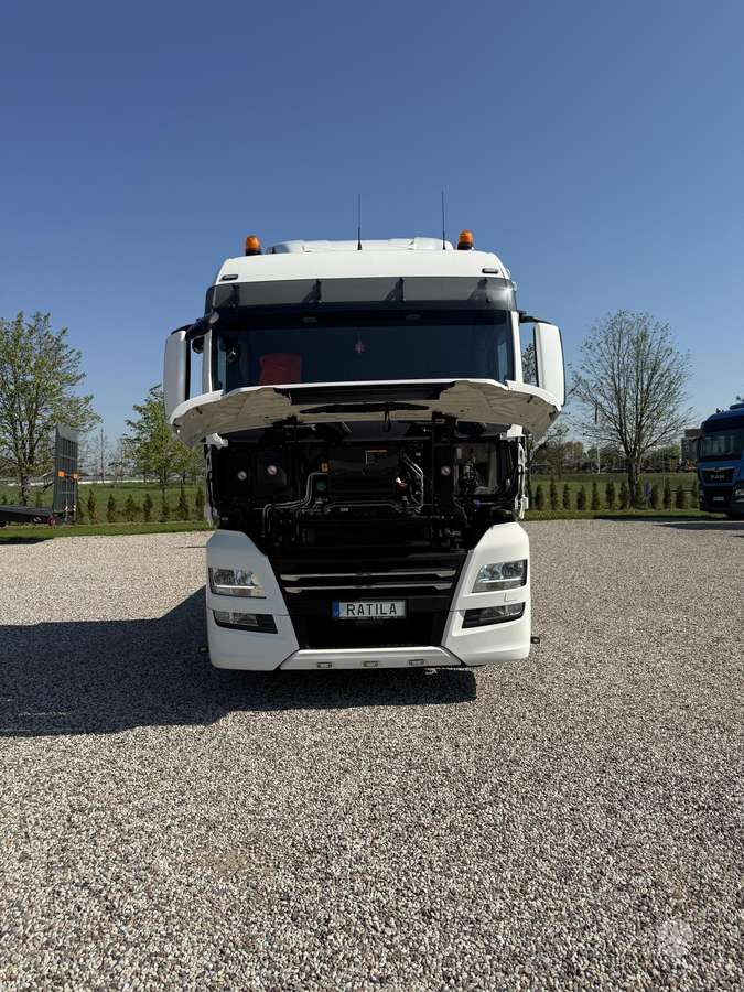 MAN TGX 26.510  steering axle, автовозы