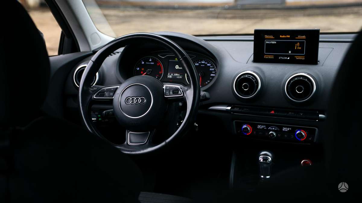 Audi A3, 1.6 l., Хэтчбек