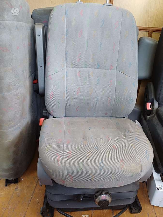 Volkswagen Crafter, cargo vans