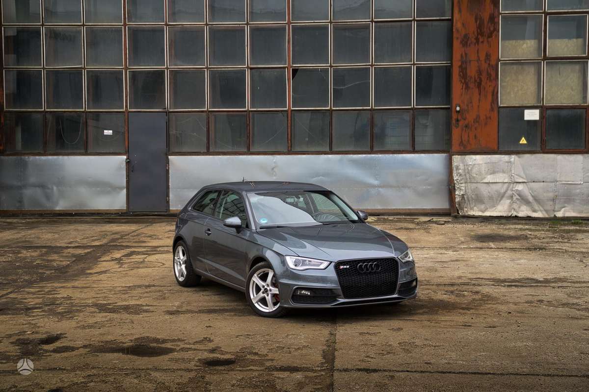 Audi A3, 1.6 l., Хэтчбек