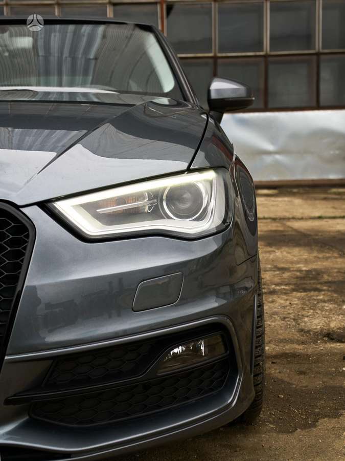 Audi A3, 1.6 l., Хэтчбек