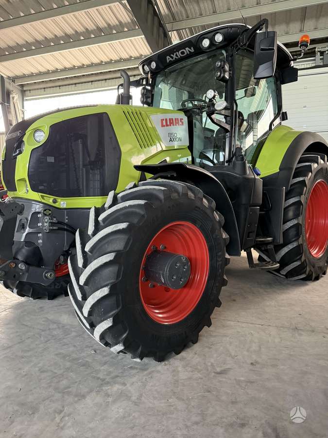 Claas Axion 850 CMATIC 2vnt, traktoriai