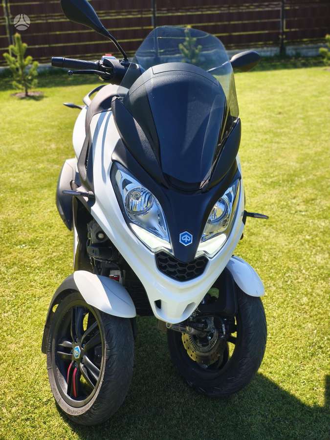 Piaggio MP3 300cc, трициклы