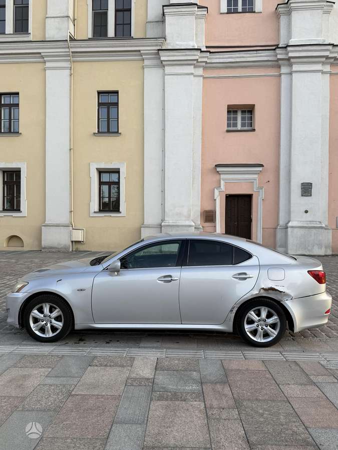 Lexus IS 220, 2.2 l., Седан