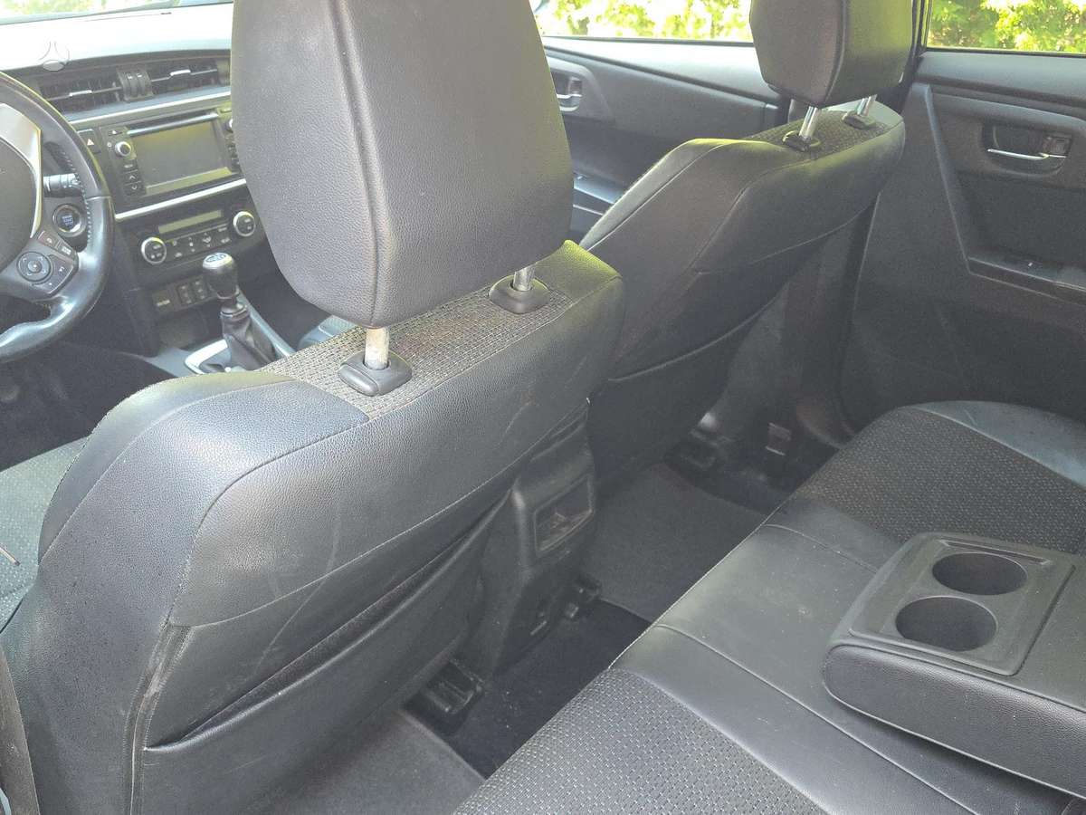 Toyota Auris, 2.0 l., Универсал