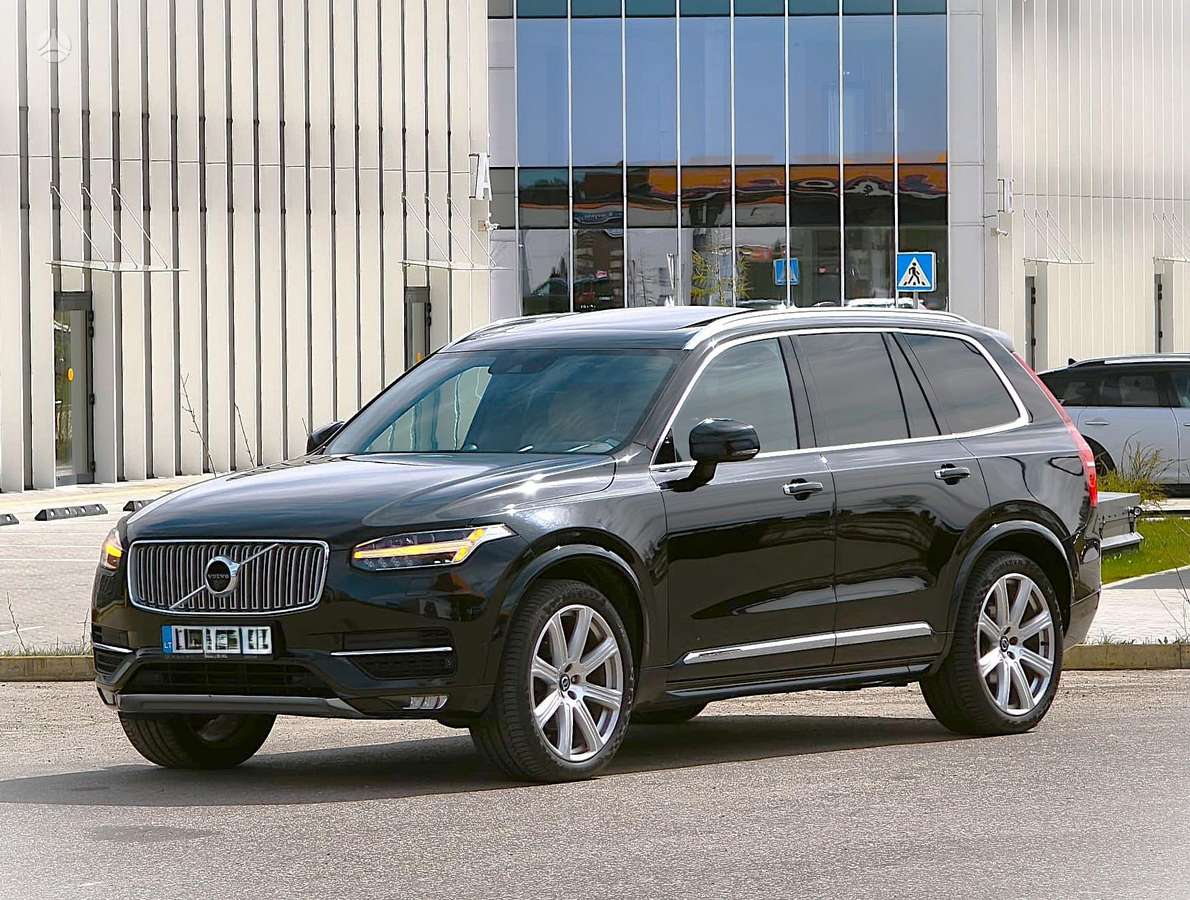 Volvo XC90 - 8